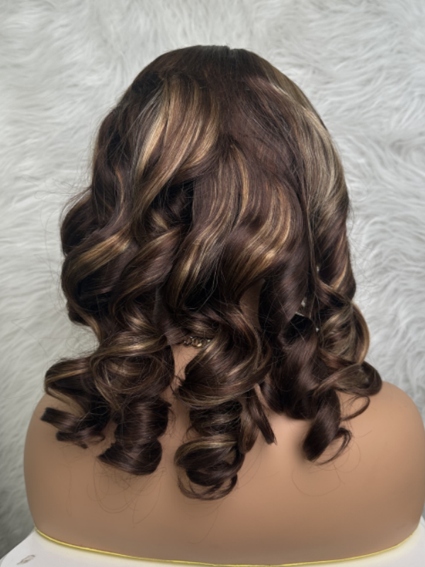 LWIGSINC 200% Density Highlighted Loose Body Wave Korean HD Lace Wigs 18'' (55AD-LBW-4/27#-18-H4)